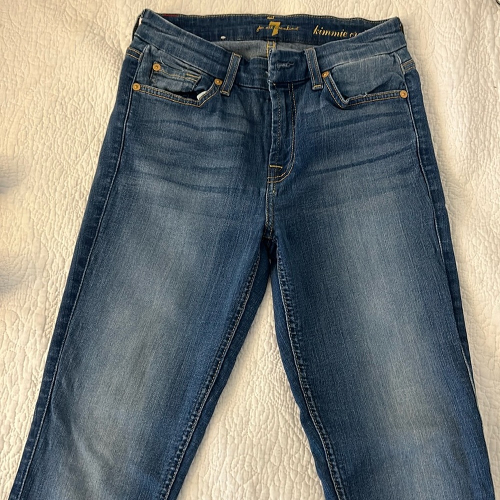 7 For All Mankind “Kimmie Crop” skinny jeans. Size 27.